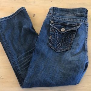 MEK Denim Capris